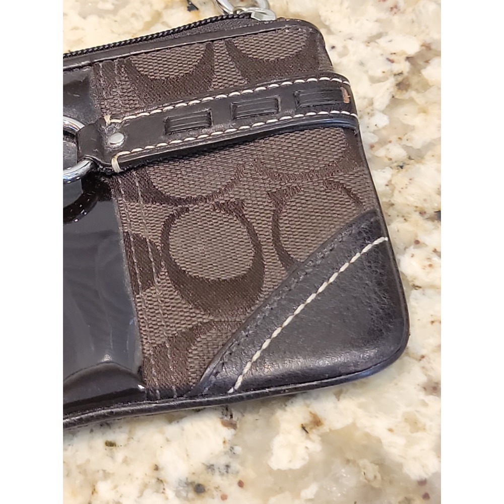 COACH SIGNATURE STRIPE SMALL MAHOGANY BROWN WRISTLET SNAKESKIN 7"X4" Mint! - Picture 5 of 7